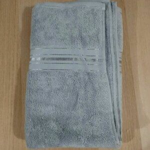 100% Cotton Gray Bath Towel